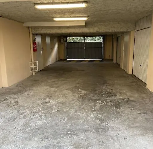 Hyper Centre Avec Parking Prive *